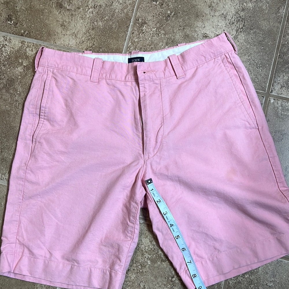 J Crew Men’s Classic sunwashed Oxford shorts